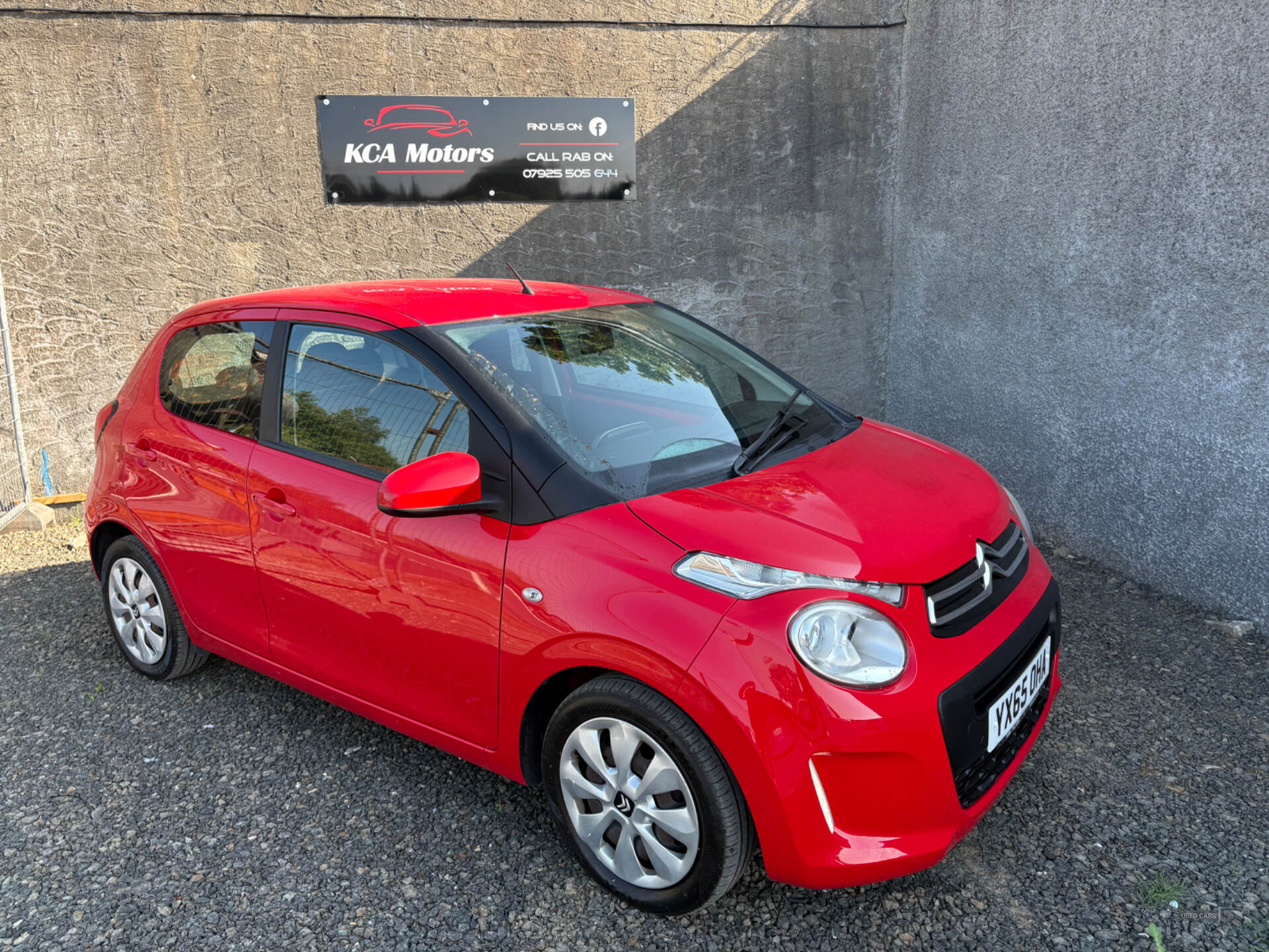 Sep 2015 Citroen C1 1.2 PureTech Feel 5dr