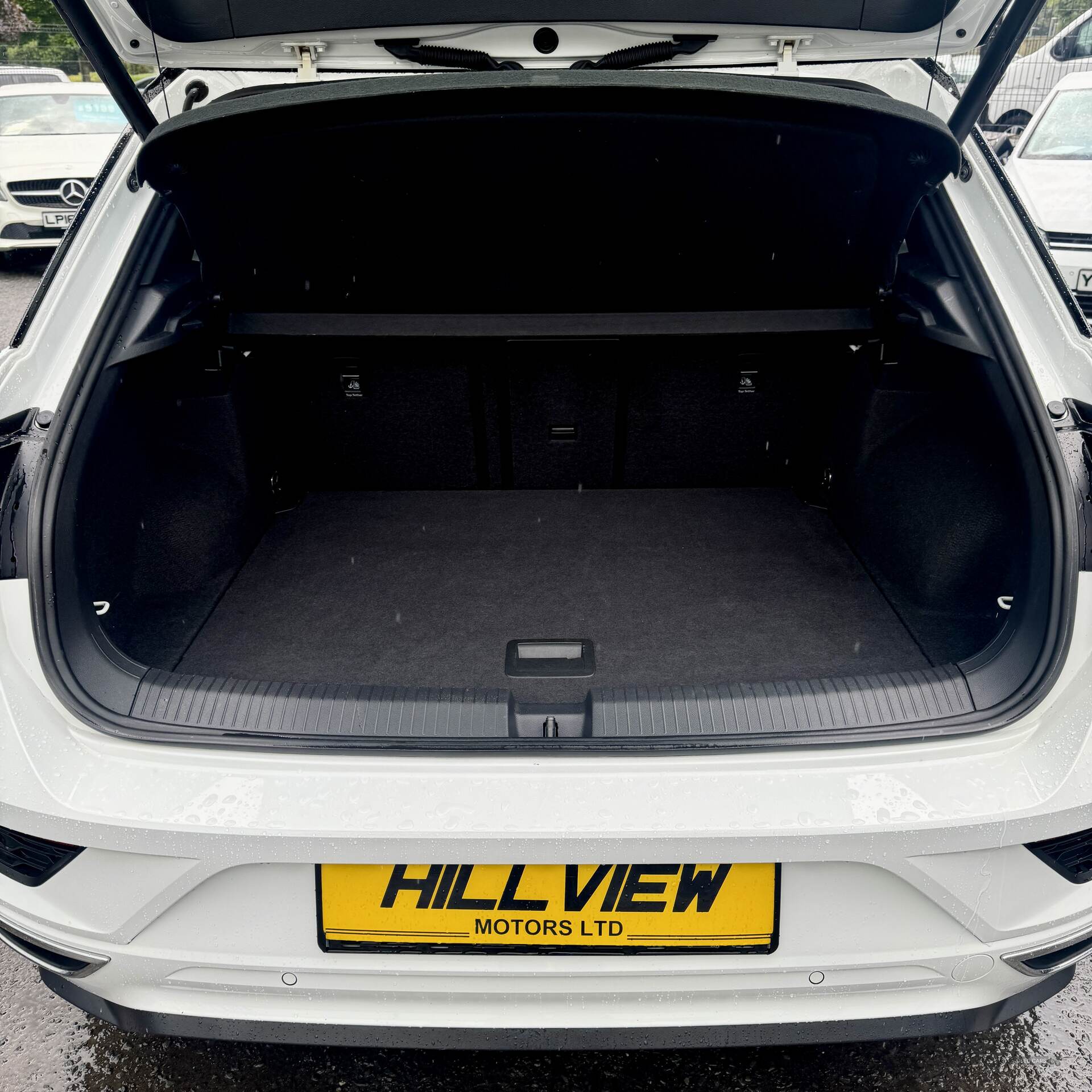 Volkswagen T-Roc HATCHBACK in Down