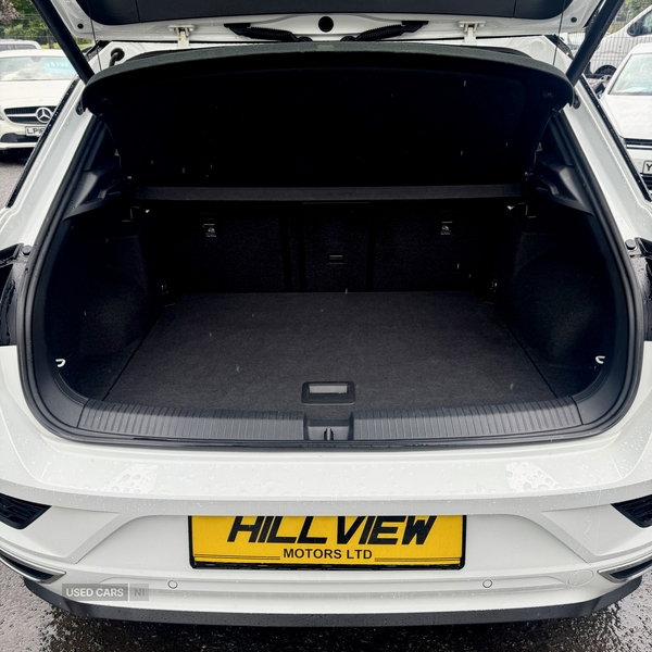Volkswagen T-Roc HATCHBACK in Down