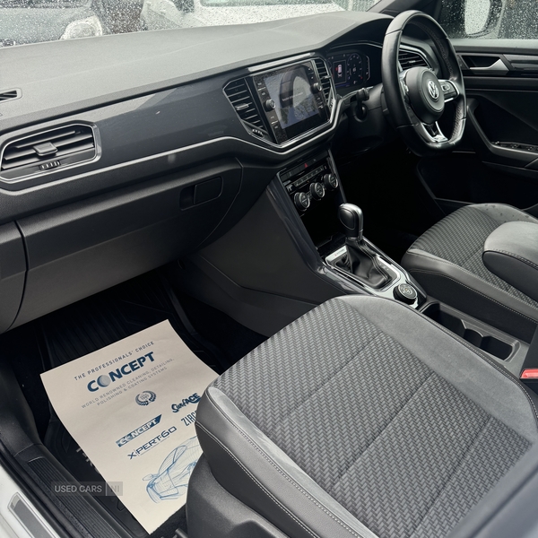 Volkswagen T-Roc HATCHBACK in Down