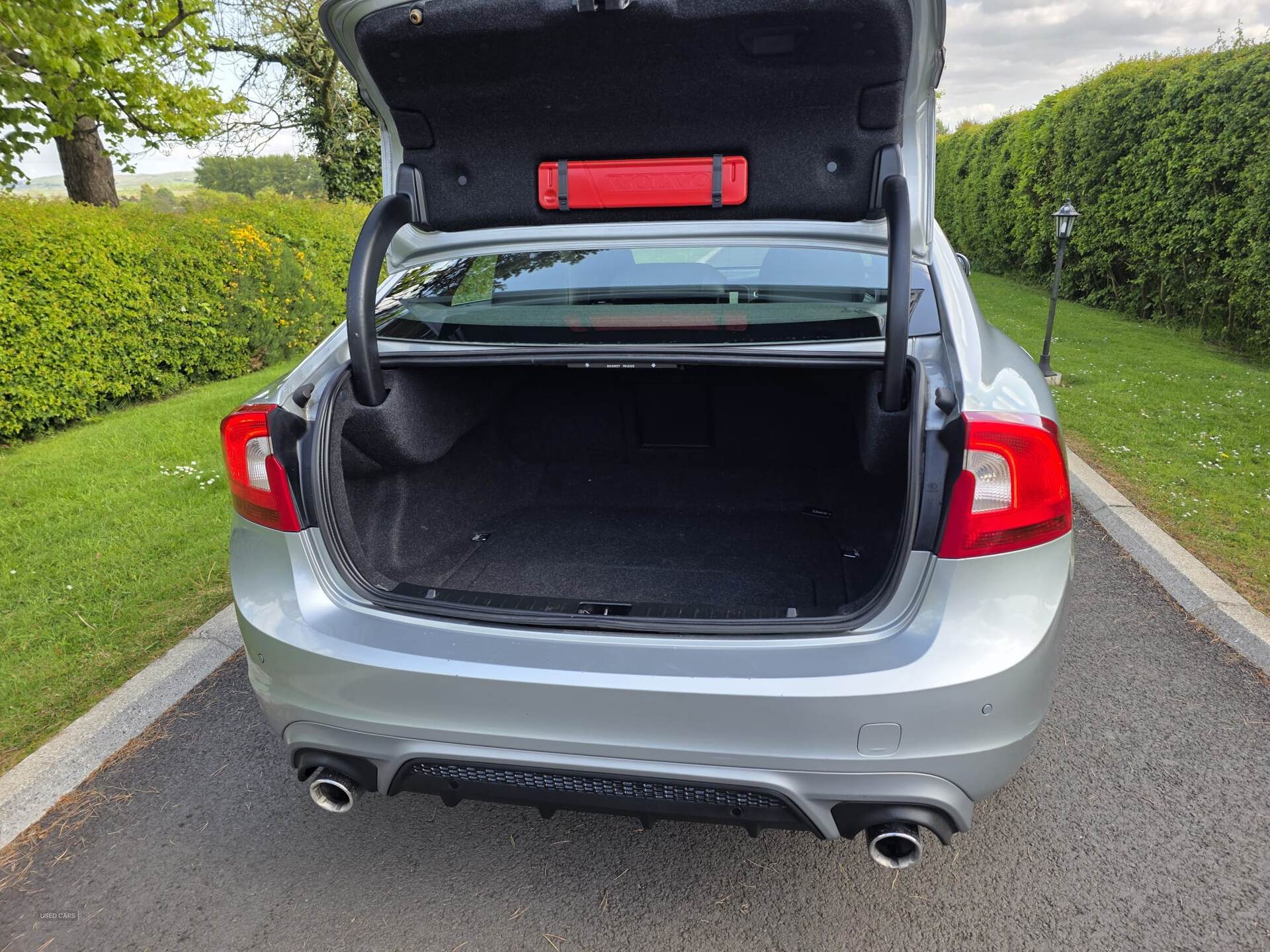 Mar 2014 Volvo S60 D3 [136] R DESIGN Lux 4dr Geartronic