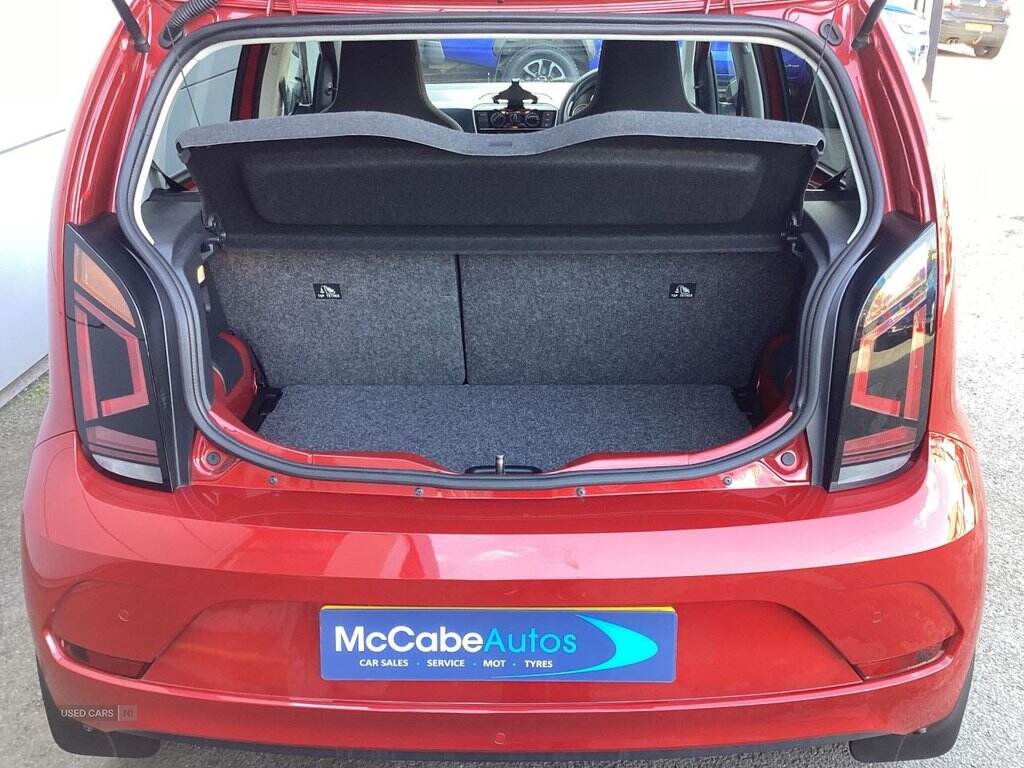 Sep 2022 Volkswagen Up 1.0 65PS Black Edition 5dr