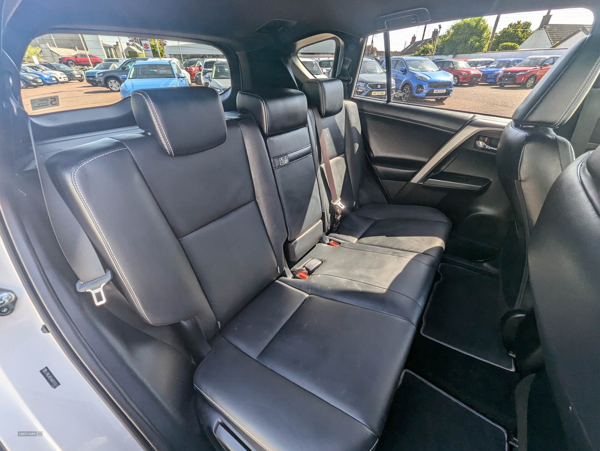 Apr 2017 Toyota RAV-4 2.5 VVT-i Hybrid Excel TSS 5dr CVT