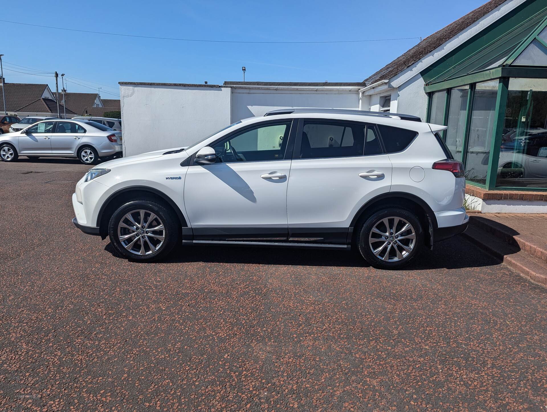 Apr 2017 Toyota RAV-4 2.5 VVT-i Hybrid Excel TSS 5dr CVT