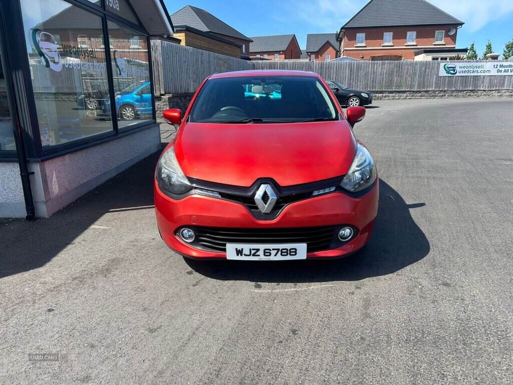 Nov 2013 Renault Clio 1.2 16V Expression+ 5dr