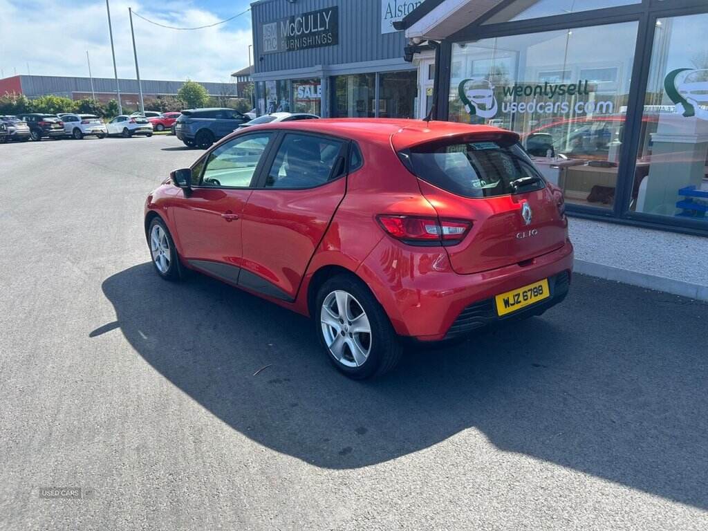 Nov 2013 Renault Clio 1.2 16V Expression+ 5dr