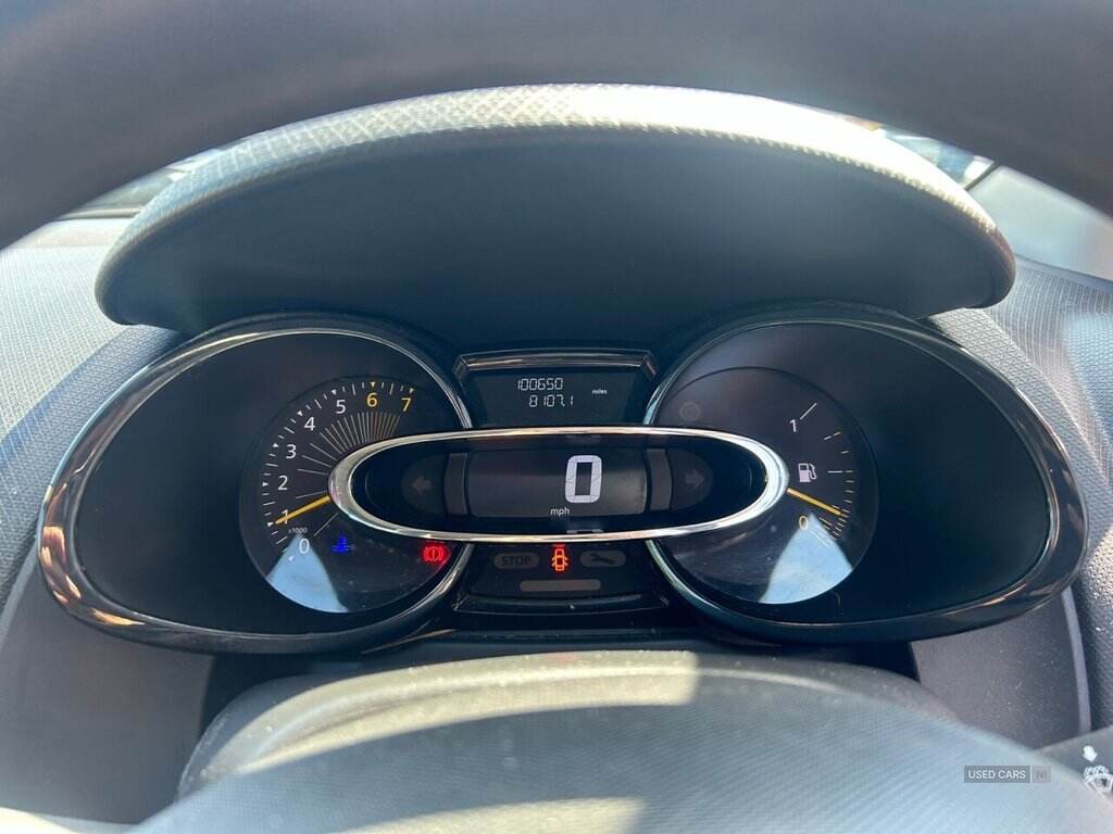 Nov 2013 Renault Clio 1.2 16V Expression+ 5dr