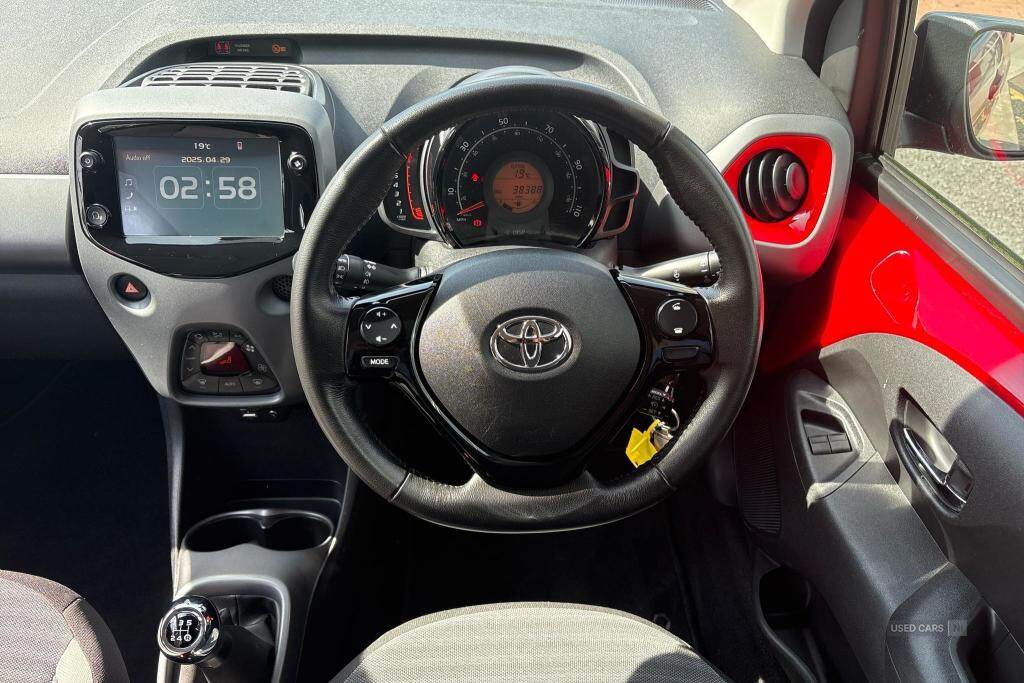 Feb 2019 Toyota Aygo 1.0 VVT-i X-Trend 5dr