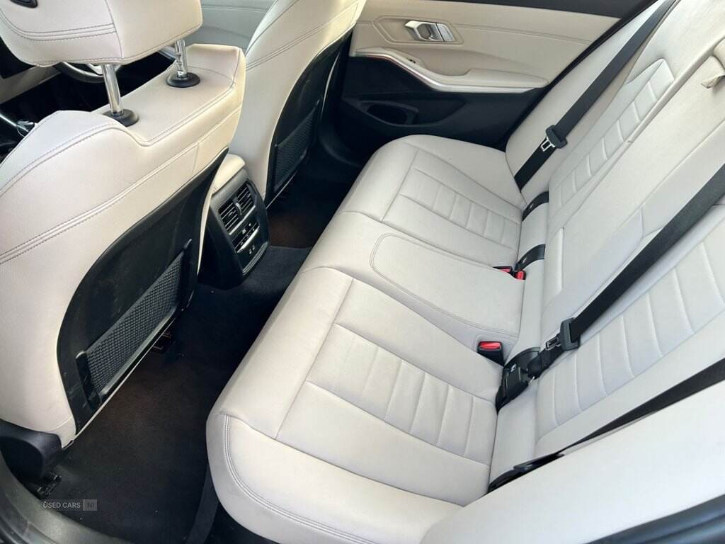 BMW 3 Series 2.0 320d MHT Sport Saloon 4dr Diesel Hybrid Auto Euro 6 (s/s) (190 ps) in Antrim