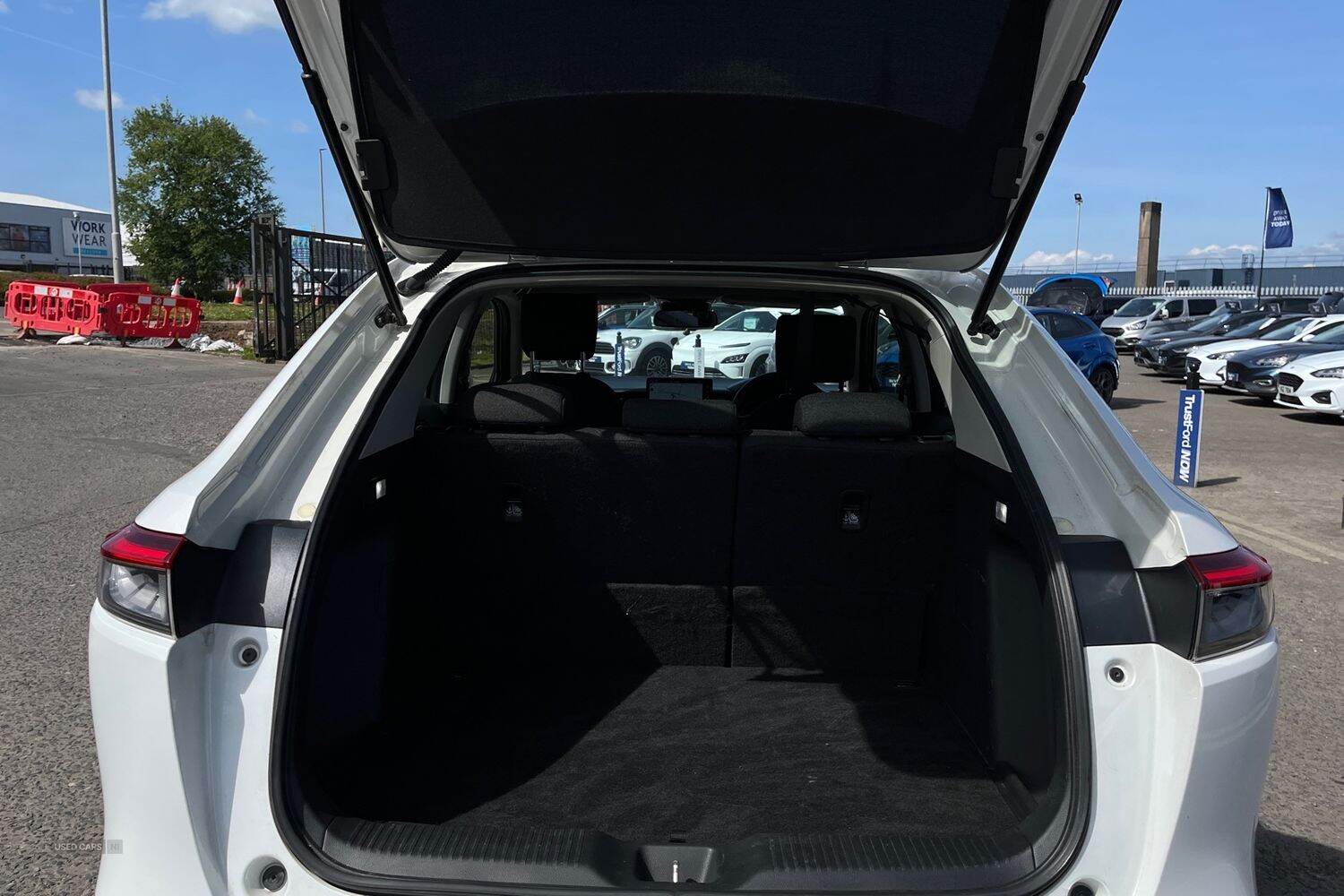 Feb 2022 Honda HR-V 1.5 eHEV Elegance 5dr CVT
