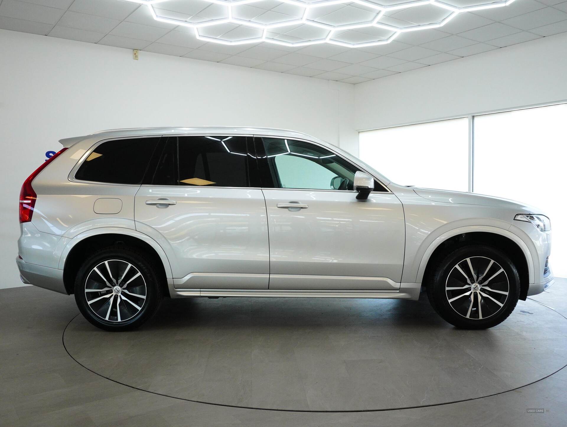 Apr 2021 Volvo XC90 2.0 B5D [235] Momentum 5dr AWD Geartronic