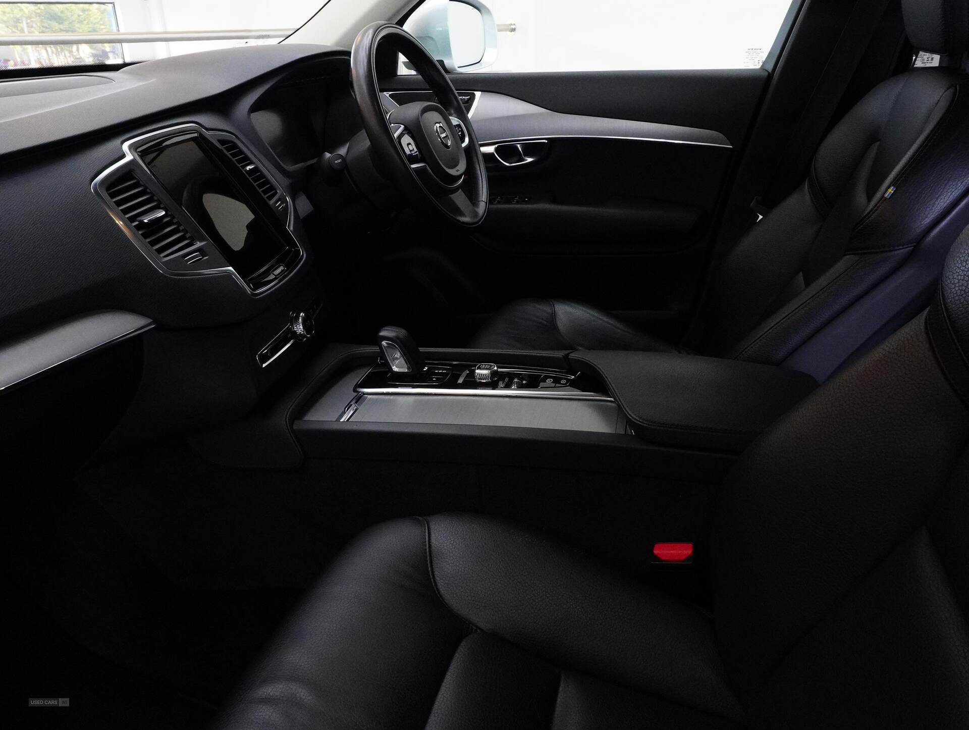 Apr 2021 Volvo XC90 2.0 B5D [235] Momentum 5dr AWD Geartronic