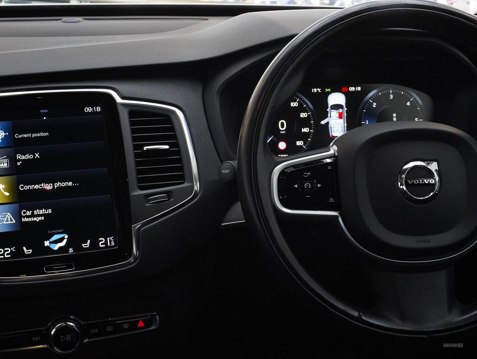 Apr 2021 Volvo XC90 2.0 B5D [235] Momentum 5dr AWD Geartronic