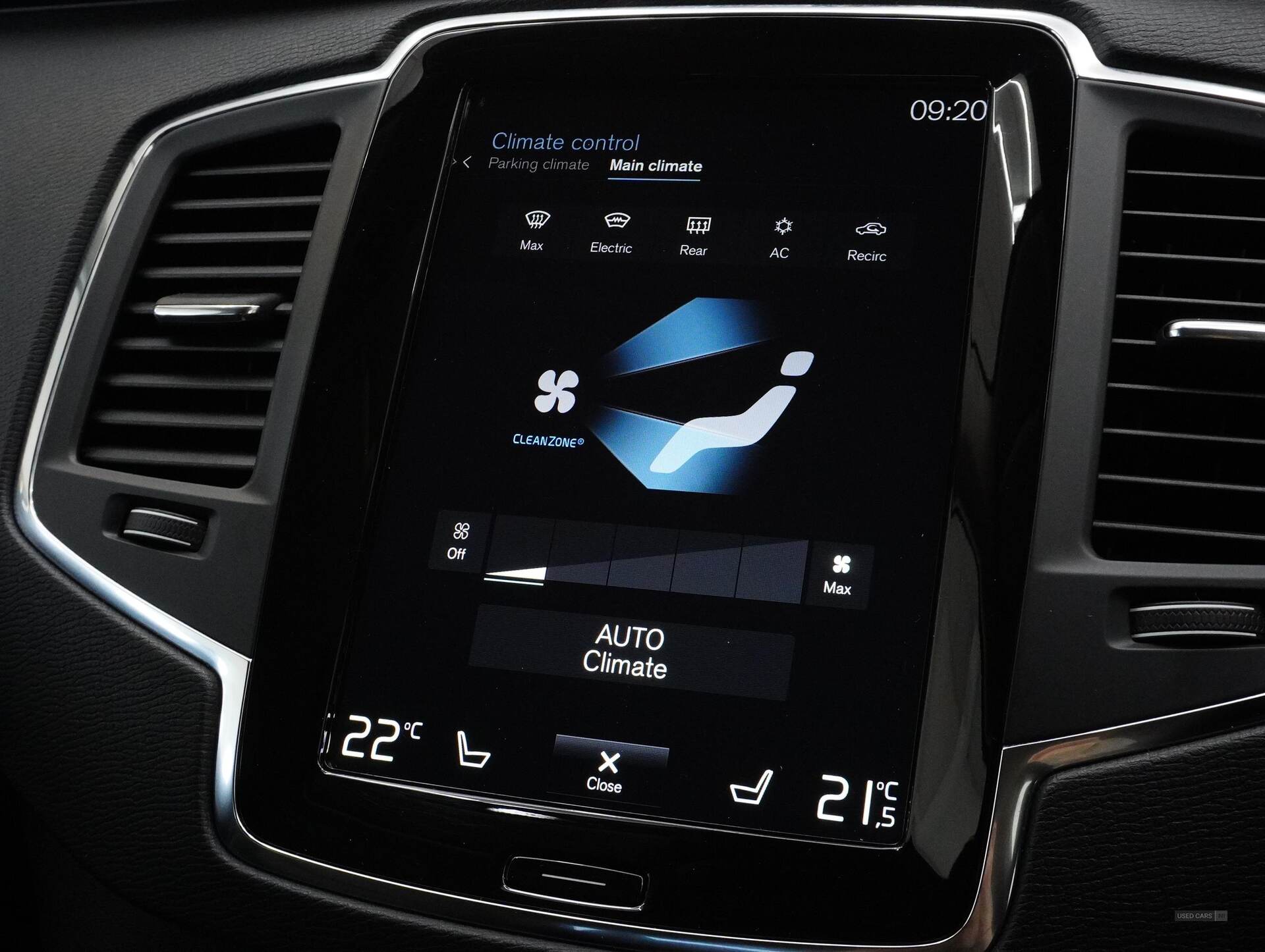 Apr 2021 Volvo XC90 2.0 B5D [235] Momentum 5dr AWD Geartronic