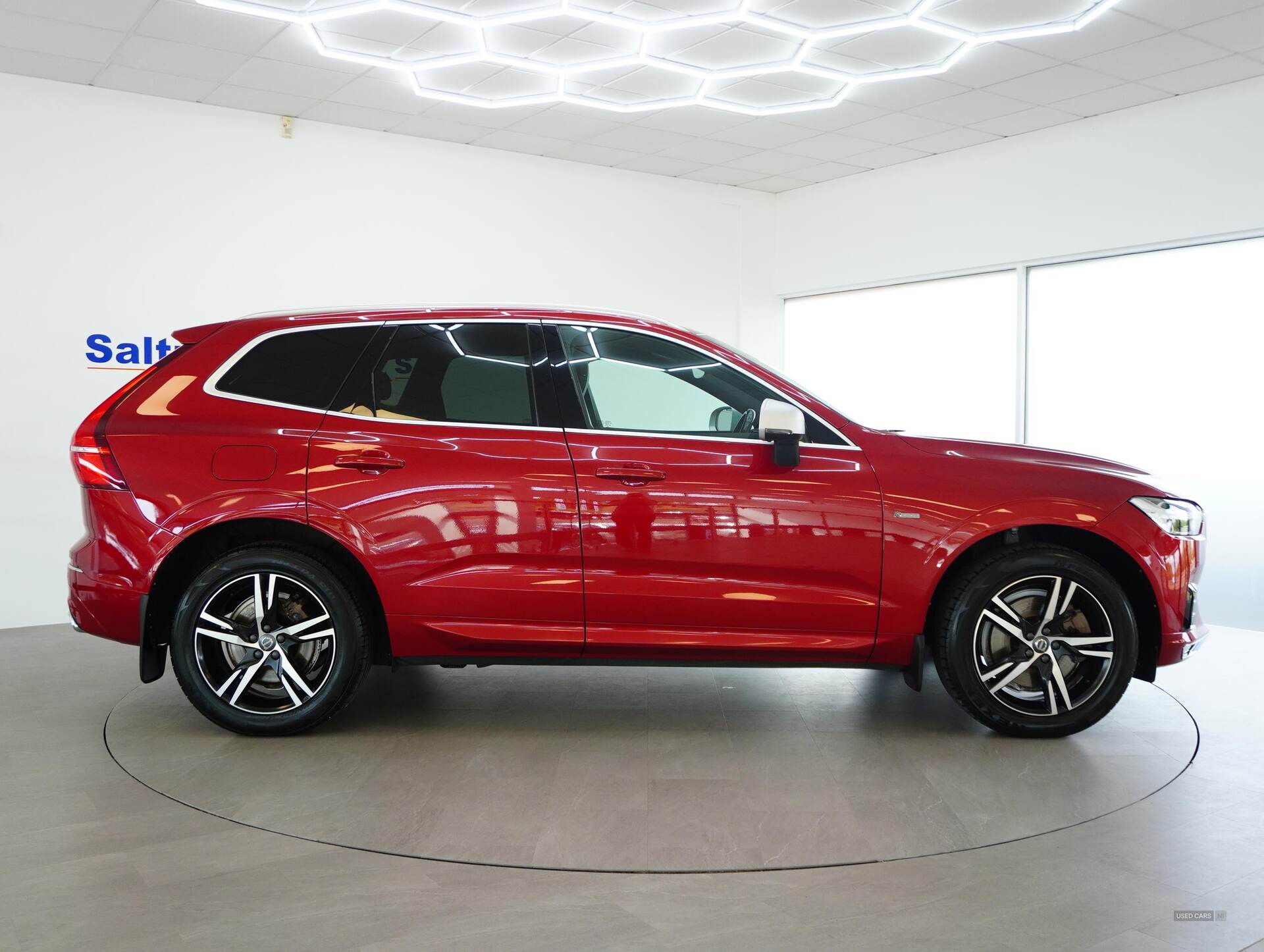  2018 Volvo XC60 2.0 D5 PowerPulse R-Design SUV 5dr Diesel Auto AWD Euro 6 (s/s) (235 ps)