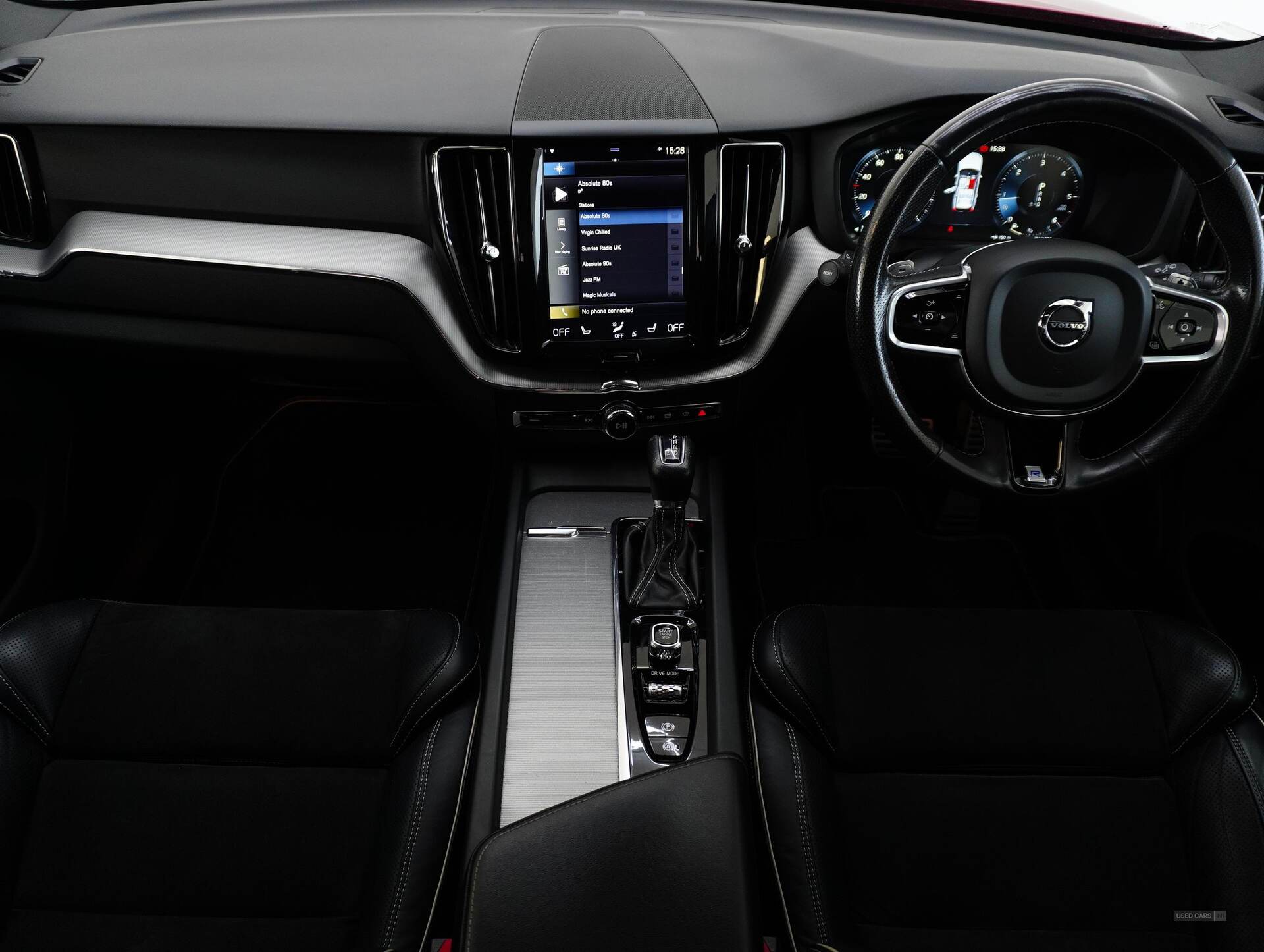  2018 Volvo XC60 2.0 D5 PowerPulse R-Design SUV 5dr Diesel Auto AWD Euro 6 (s/s) (235 ps)