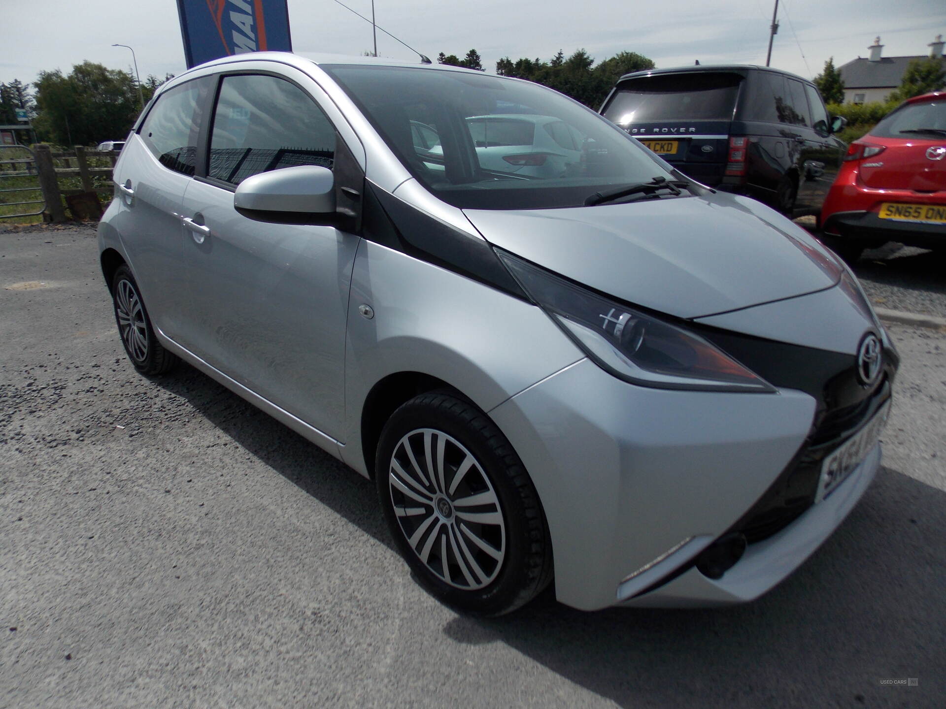 Nov 2014 Toyota Aygo 1.0 VVT-i X-Play 5dr