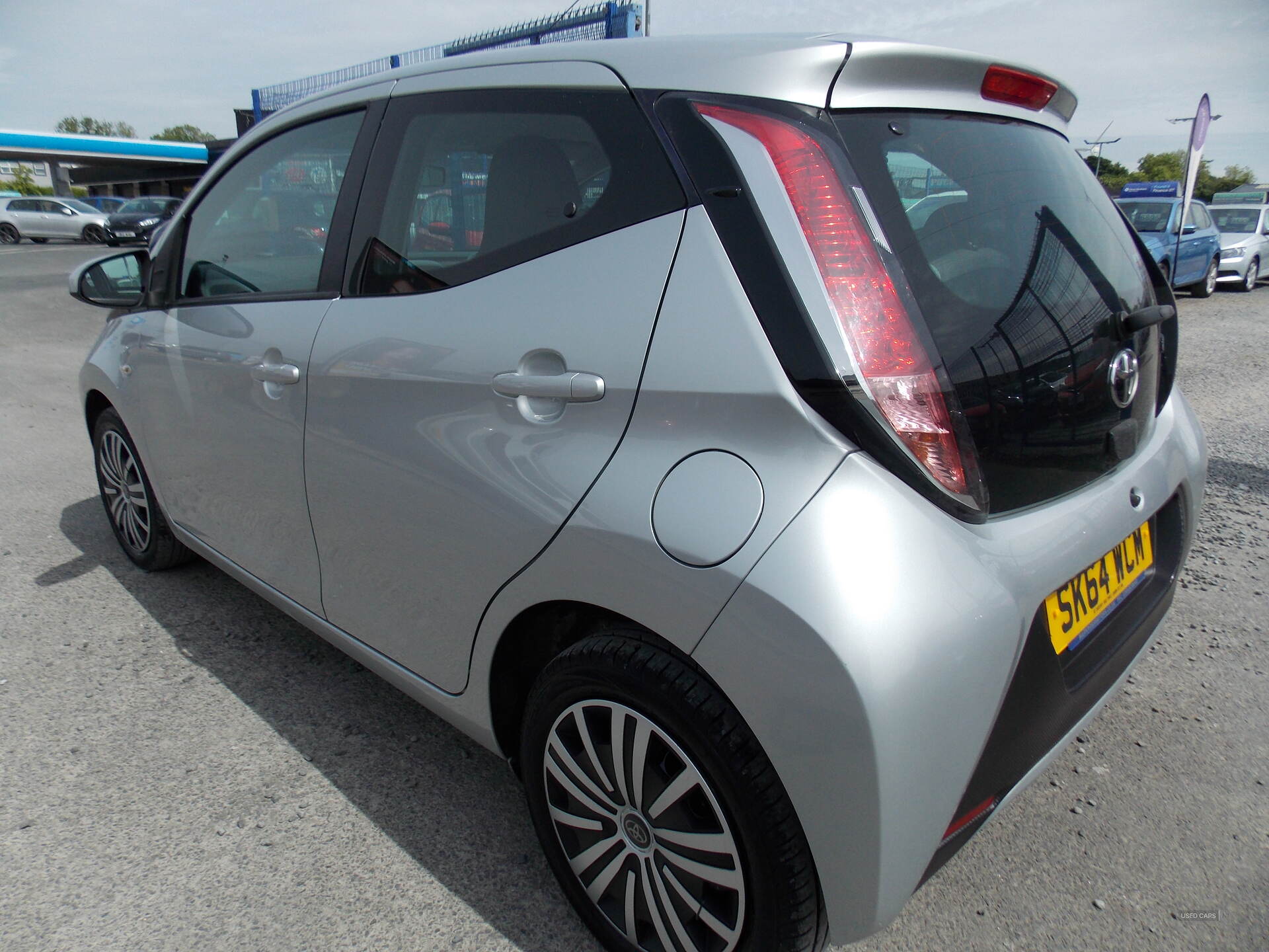 Nov 2014 Toyota Aygo 1.0 VVT-i X-Play 5dr