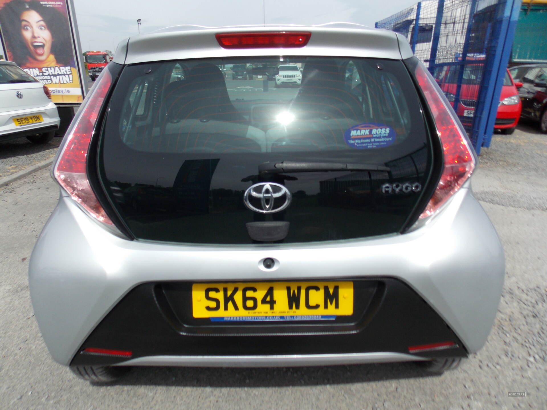Nov 2014 Toyota Aygo 1.0 VVT-i X-Play 5dr