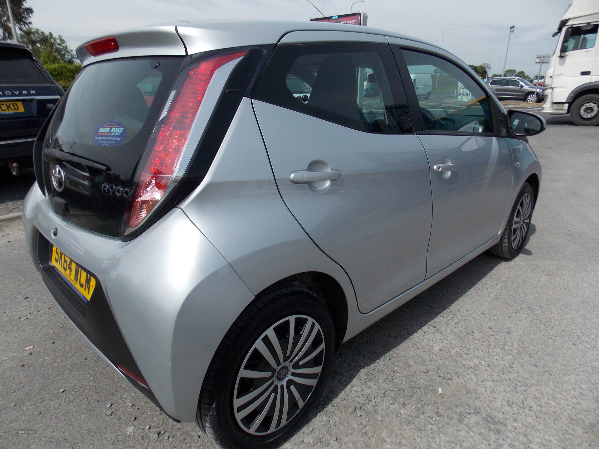 Nov 2014 Toyota Aygo 1.0 VVT-i X-Play 5dr