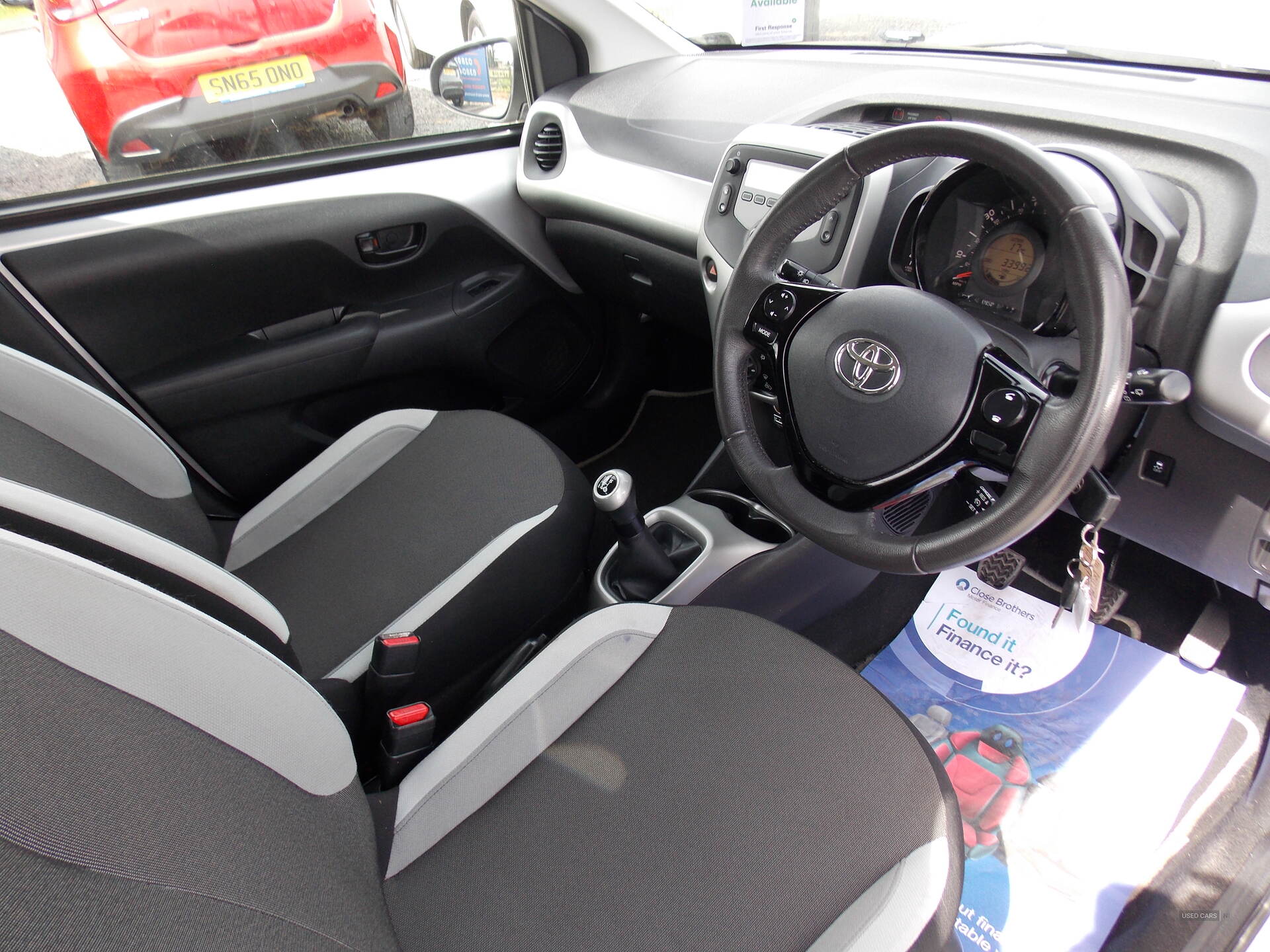 Nov 2014 Toyota Aygo 1.0 VVT-i X-Play 5dr