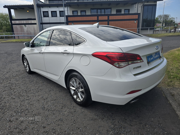 Hyundai i40 DIESEL SALOON in Down