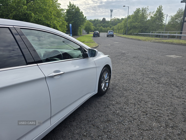 Hyundai i40 DIESEL SALOON in Down