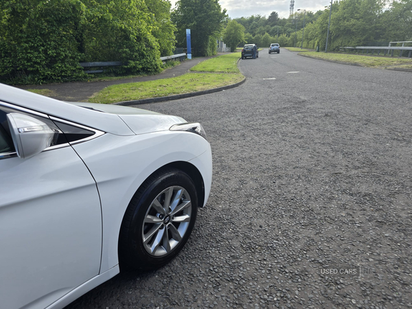 Hyundai i40 DIESEL SALOON in Down