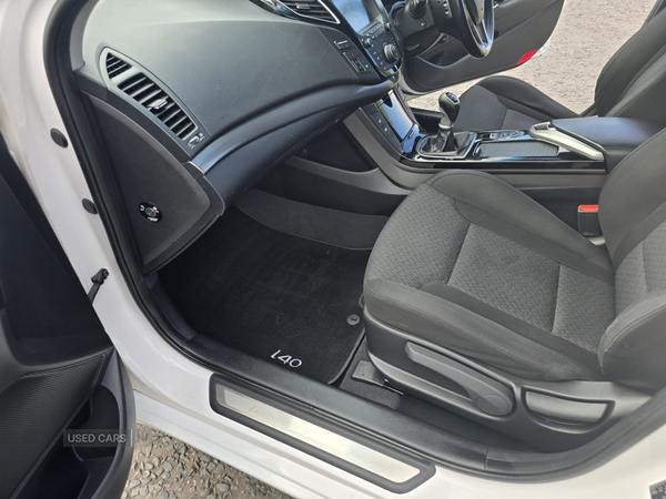 Hyundai i40 DIESEL SALOON in Down