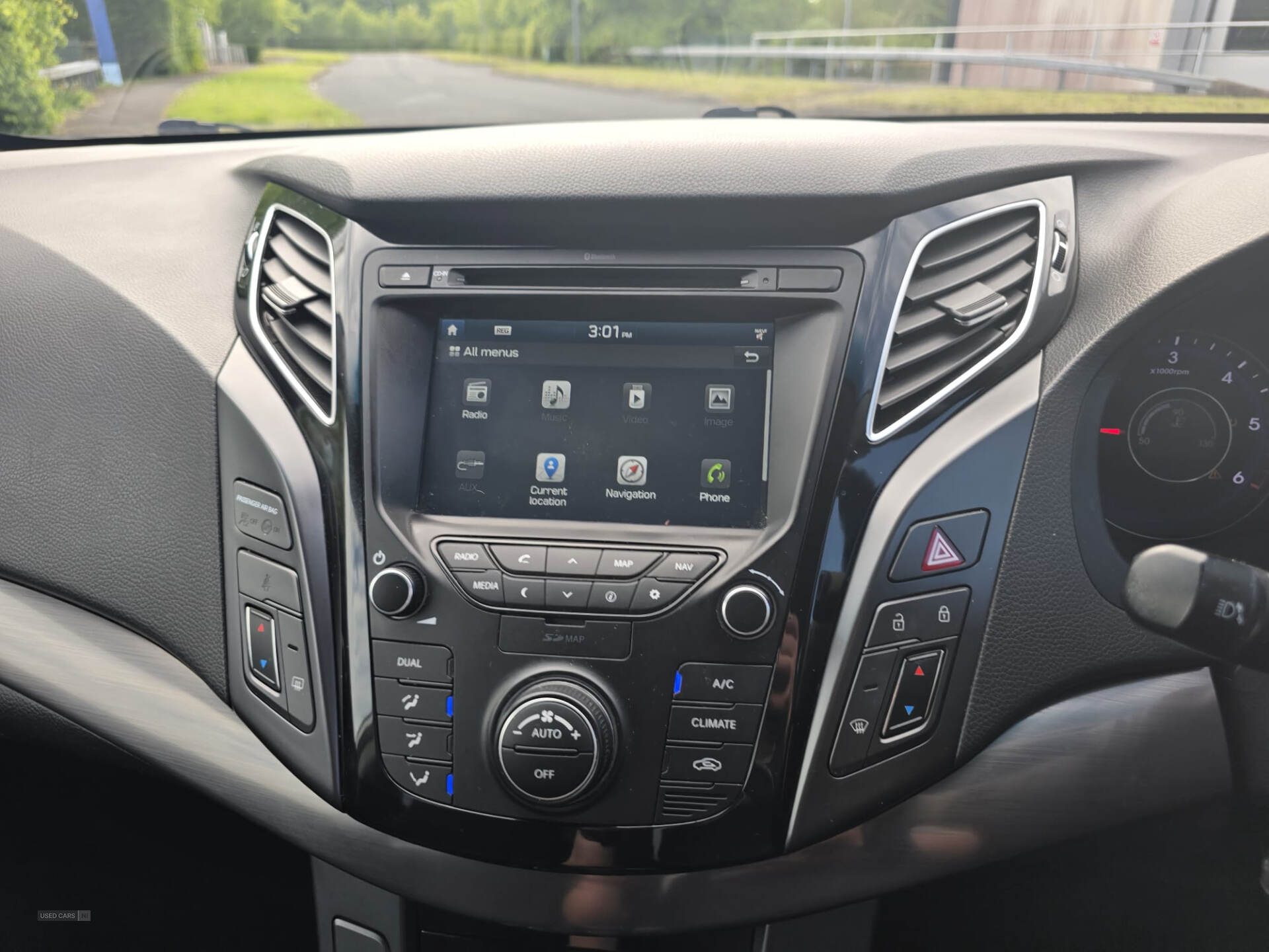 Hyundai i40 DIESEL SALOON in Down