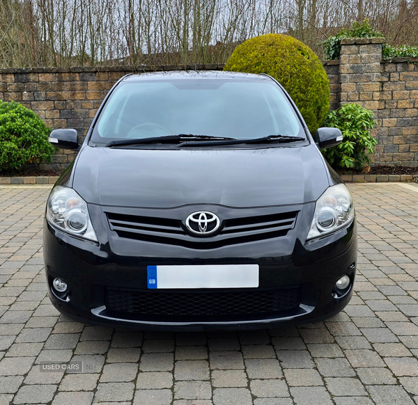 Toyota Auris HATCHBACK in Armagh