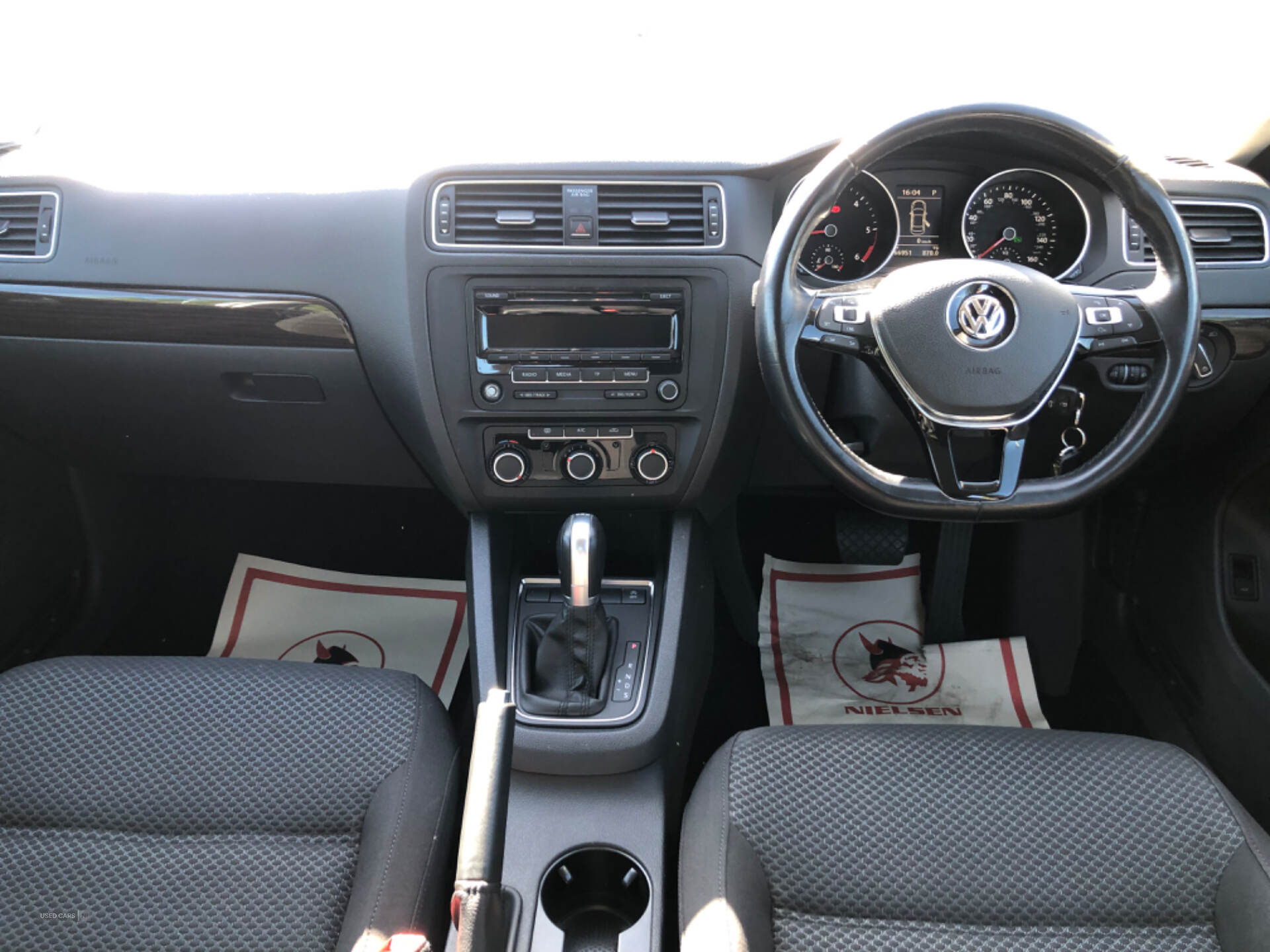 Dec 2014 Volkswagen Jetta 2.0 TDI SE 4dr DSG