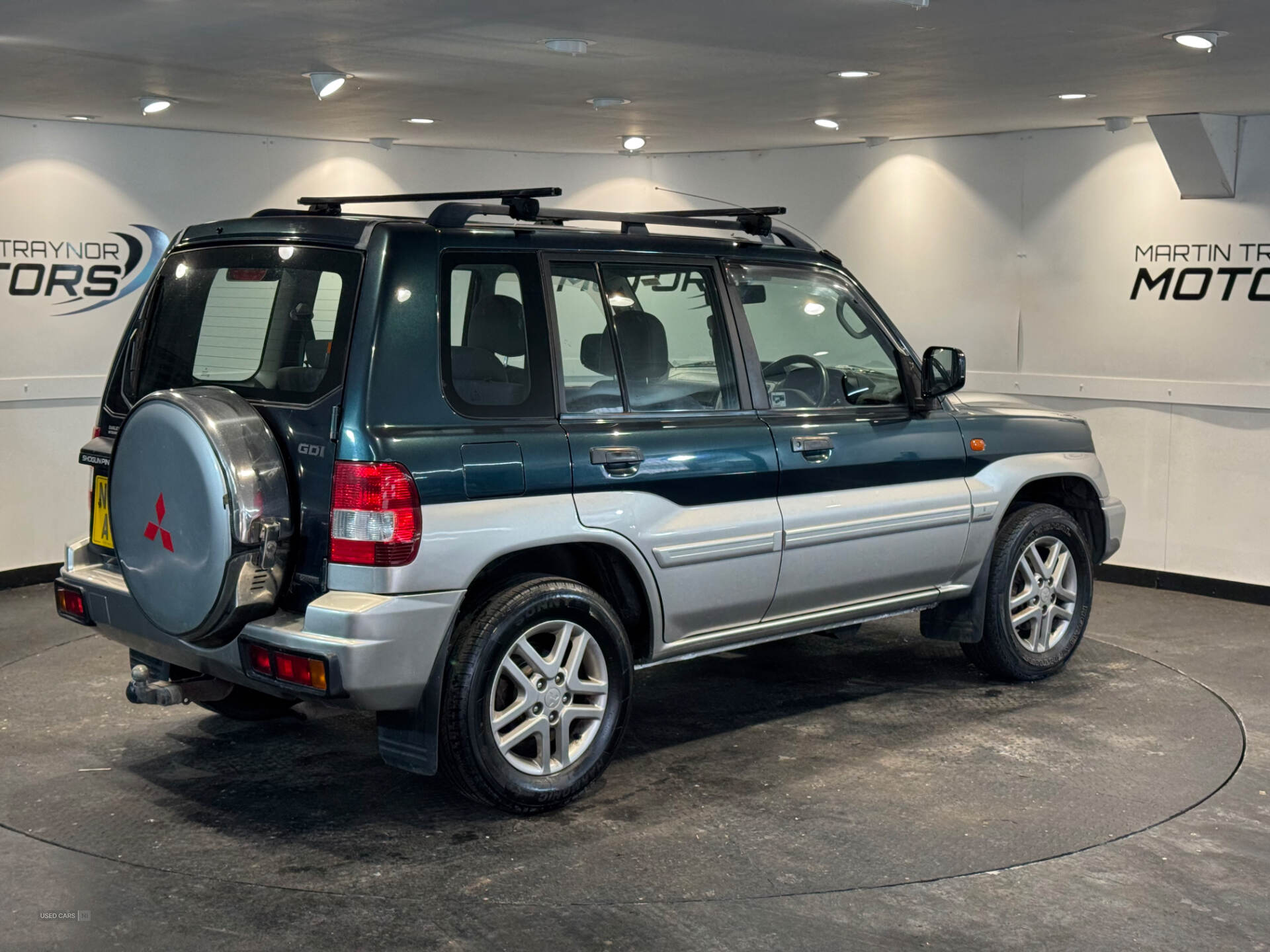 Jan 2004 Mitsubishi Shogun 2.0 GDI Equippe 5dr