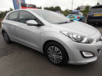 Hyundai i30 HATCHBACK in Down