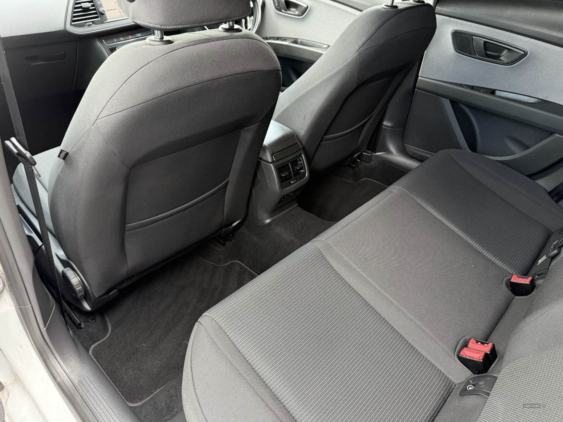 Apr 2019 Seat Leon 1.6 TDI SE Dynamic [EZ] 5dr
