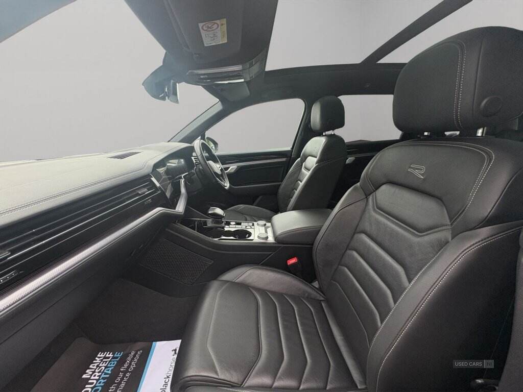 Apr 2022 Volkswagen Touareg 3.0 V6 TDI 4Motion Black Edition 5dr Tip Auto