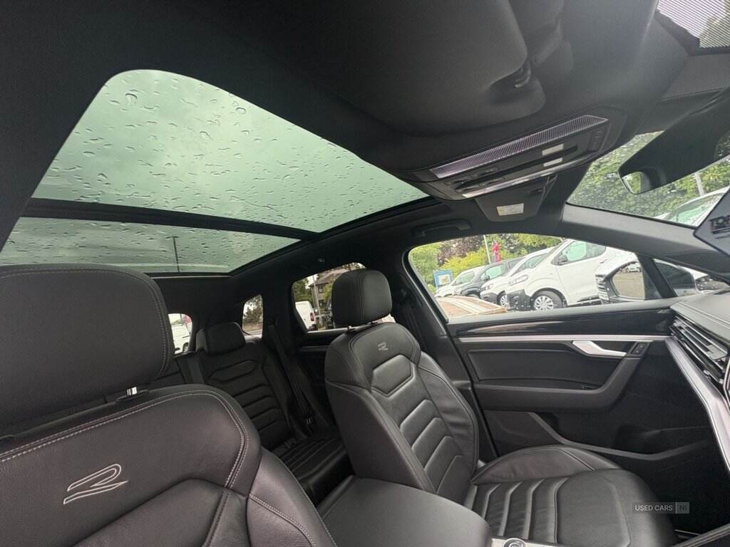 Apr 2022 Volkswagen Touareg 3.0 V6 TDI 4Motion Black Edition 5dr Tip Auto