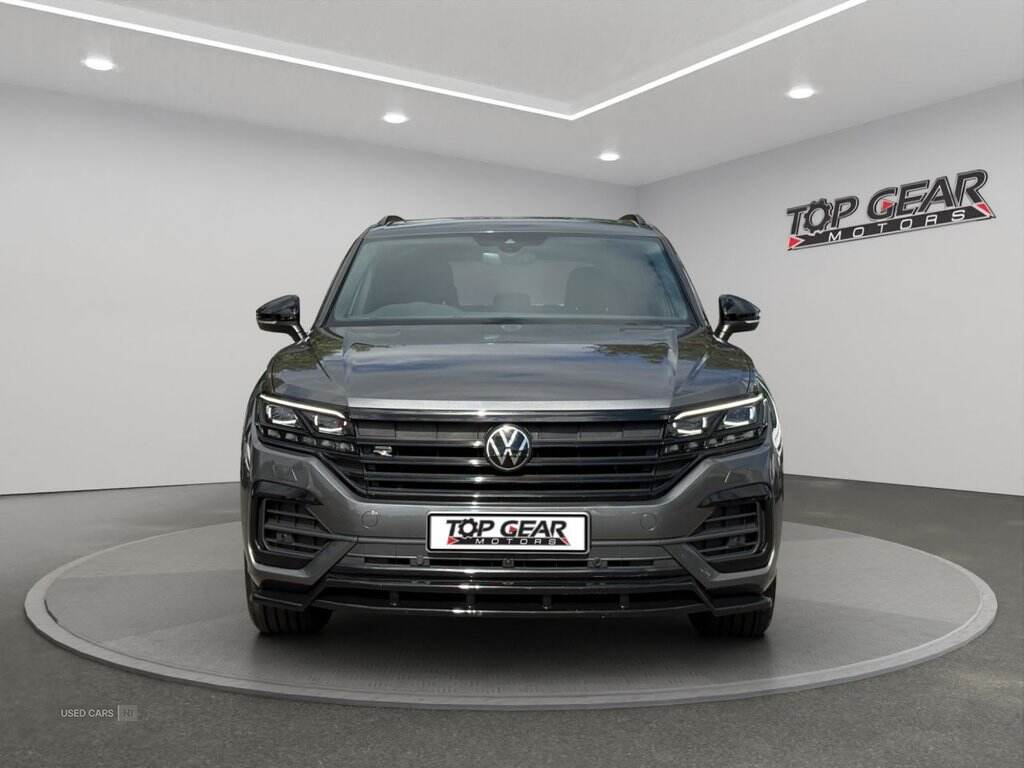 Apr 2022 Volkswagen Touareg 3.0 V6 TDI 4Motion Black Edition 5dr Tip Auto