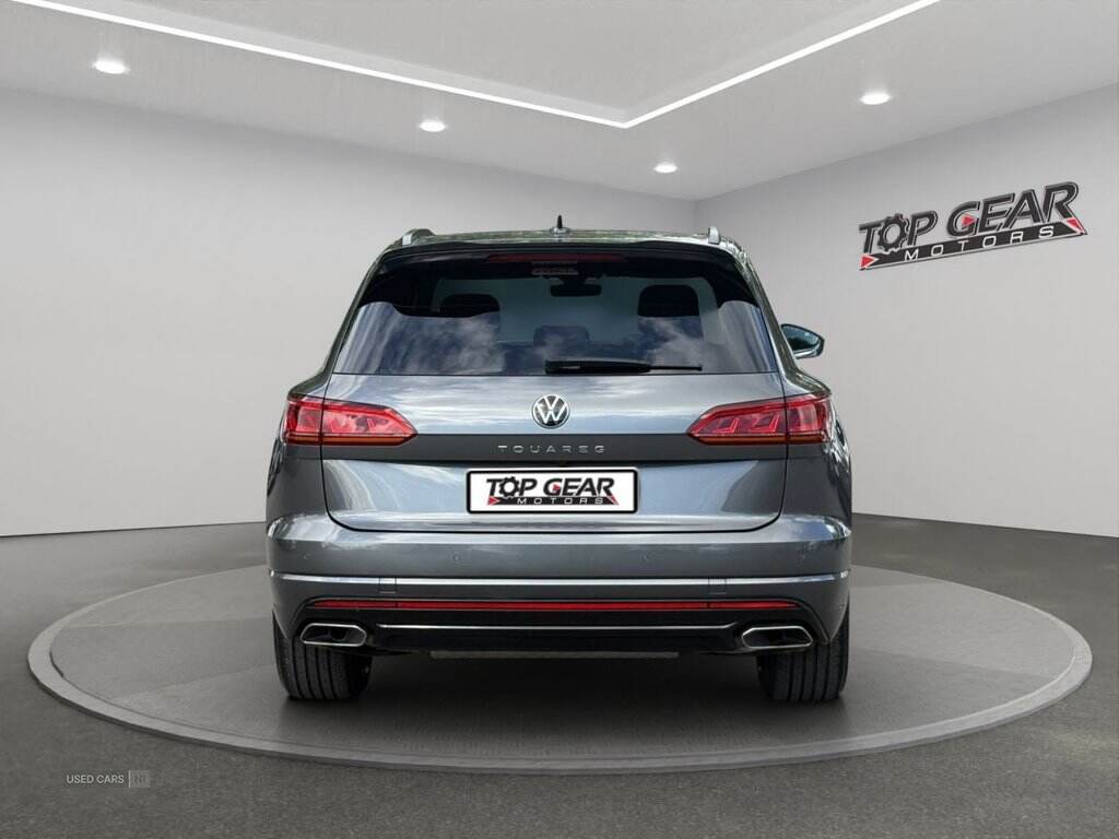 Apr 2022 Volkswagen Touareg 3.0 V6 TDI 4Motion Black Edition 5dr Tip Auto