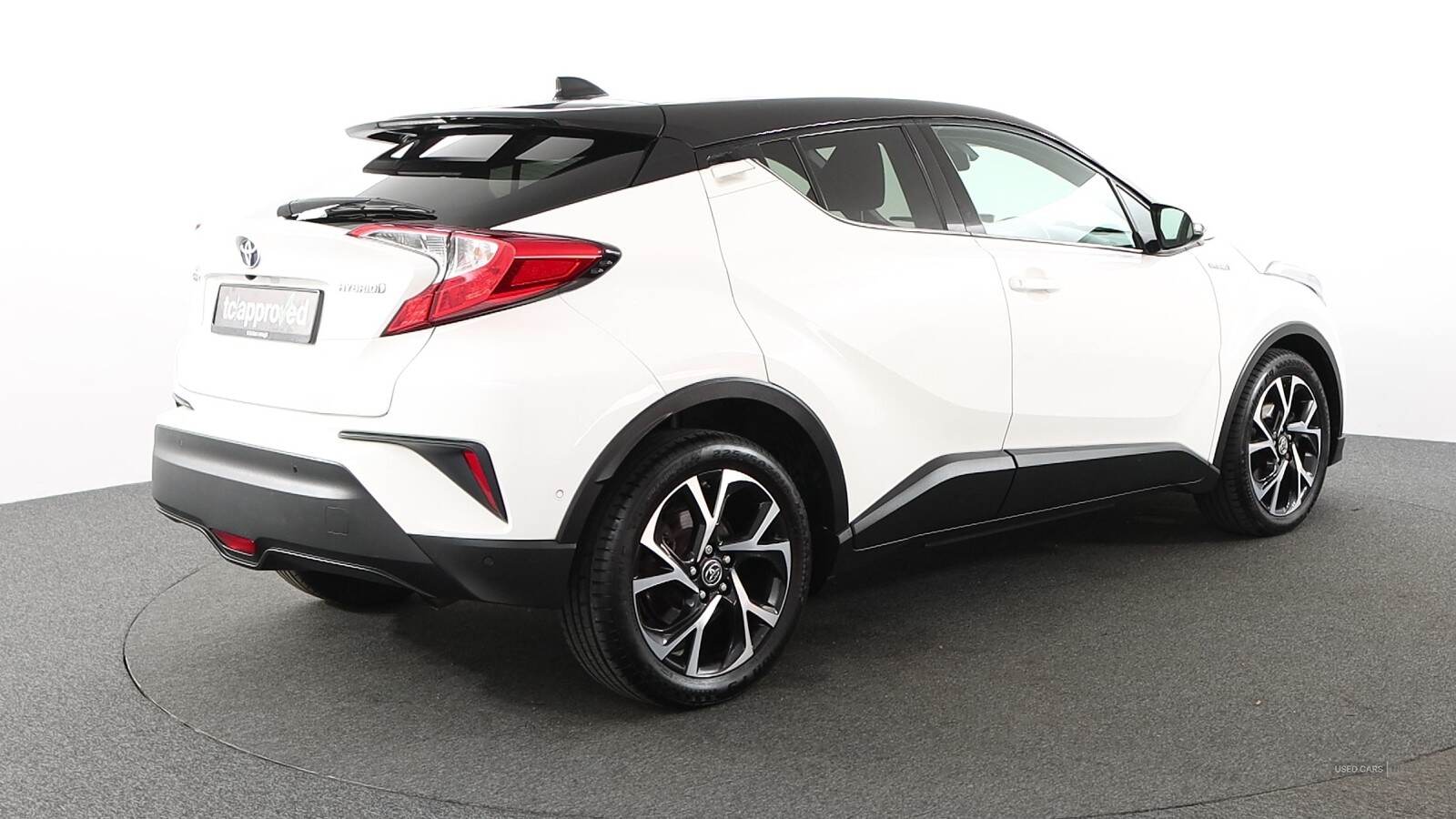 Jul 2019 Toyota C-HR 1.8 Hybrid Design 5dr CVT