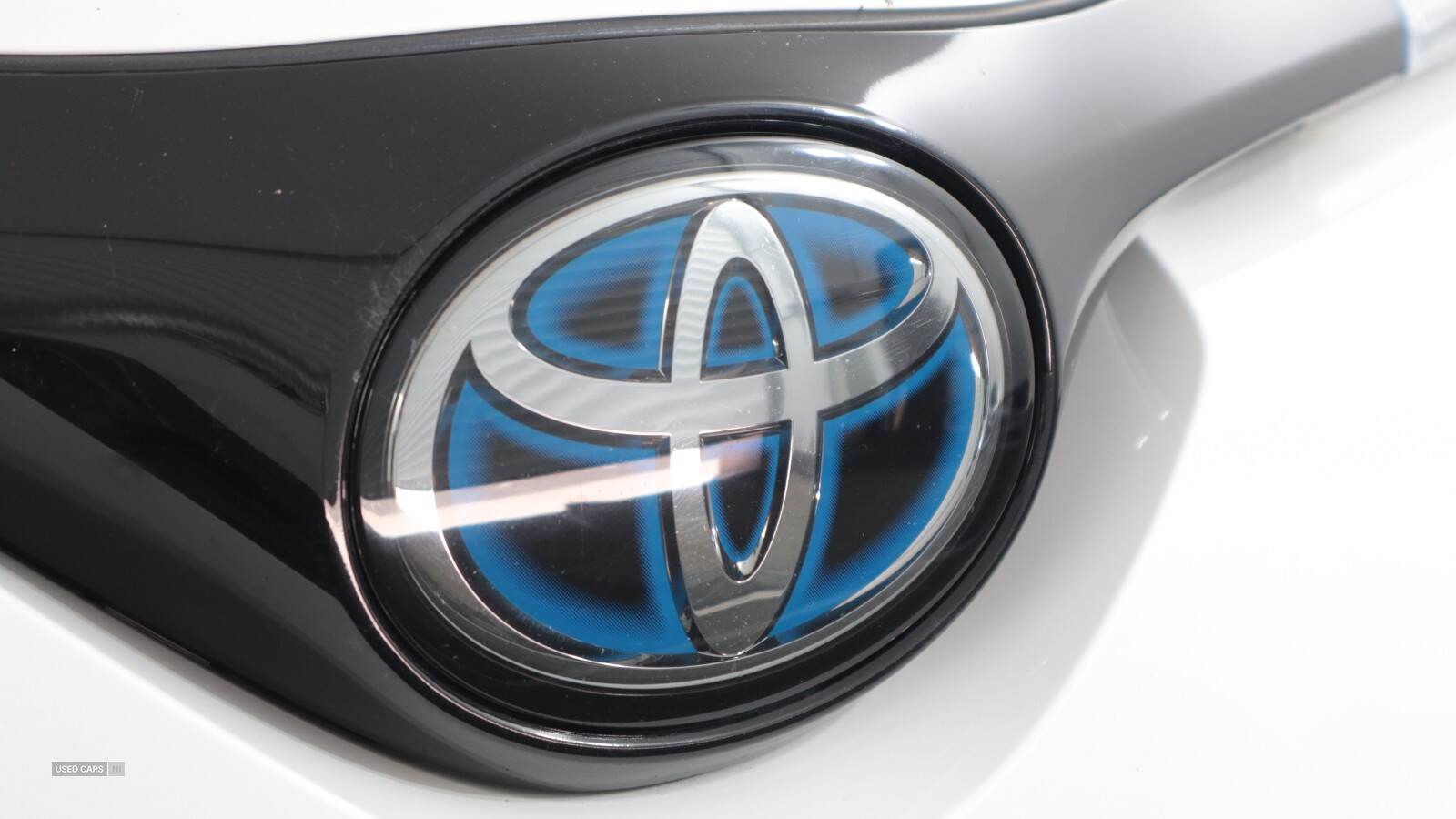 Jul 2019 Toyota C-HR 1.8 Hybrid Design 5dr CVT
