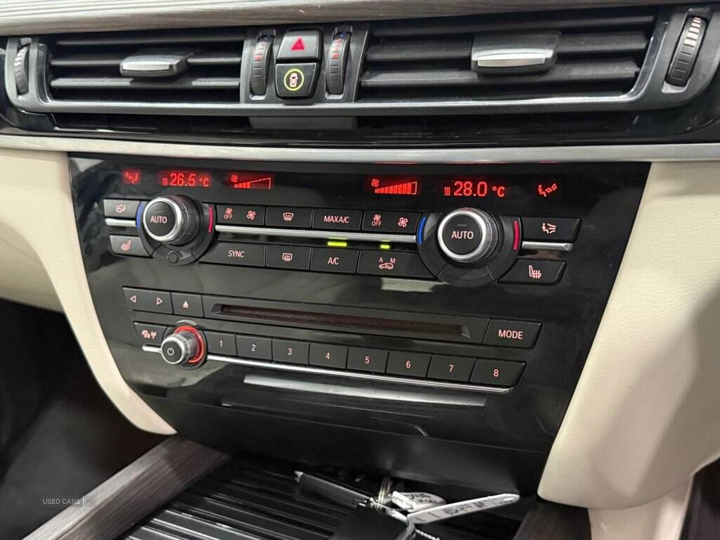 Dec 2015 BMW X5 xDrive30d M Sport 5dr Auto