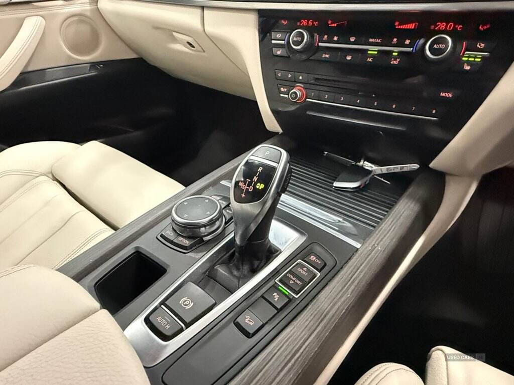 Dec 2015 BMW X5 xDrive30d M Sport 5dr Auto