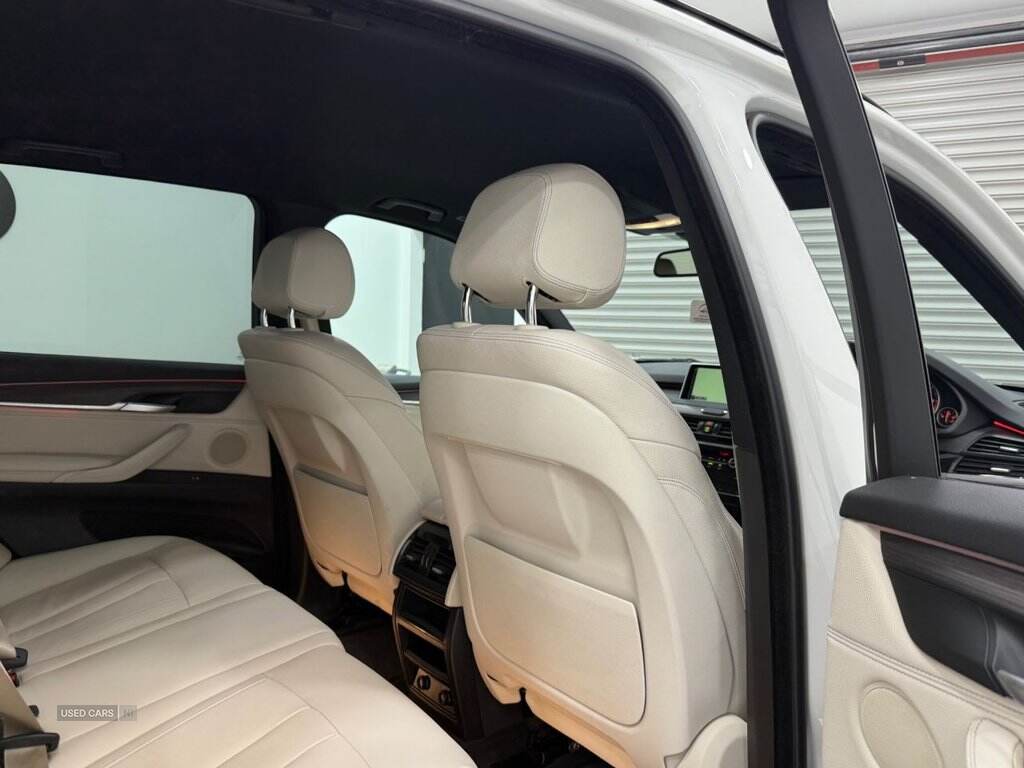 Dec 2015 BMW X5 xDrive30d M Sport 5dr Auto