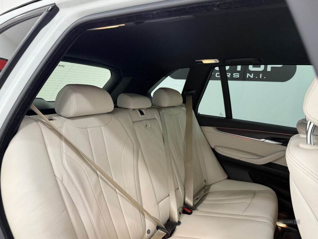 Dec 2015 BMW X5 xDrive30d M Sport 5dr Auto
