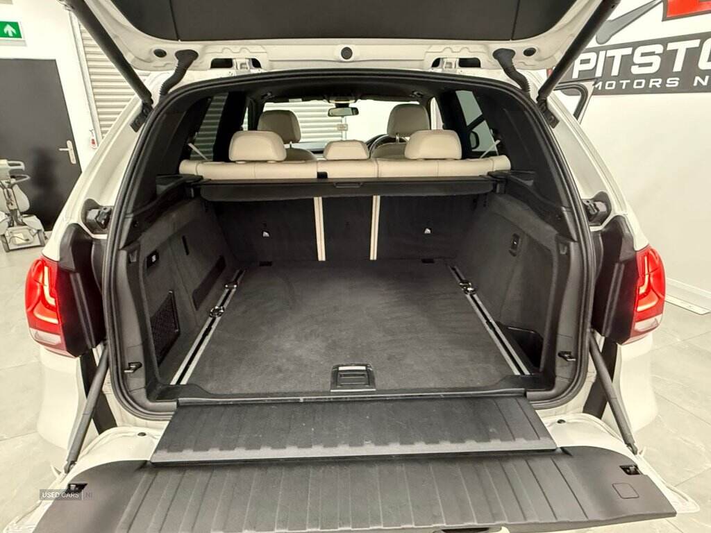 Dec 2015 BMW X5 xDrive30d M Sport 5dr Auto
