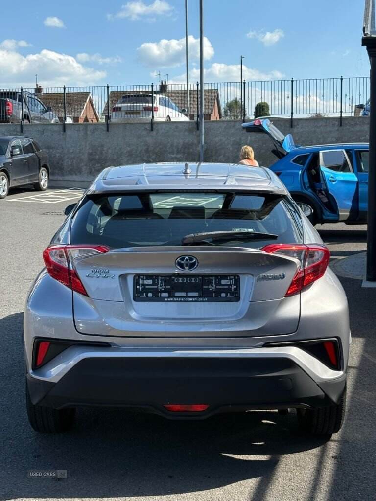 Jun 2017 Toyota C-HR 1.8 Hybrid Icon 5dr CVT