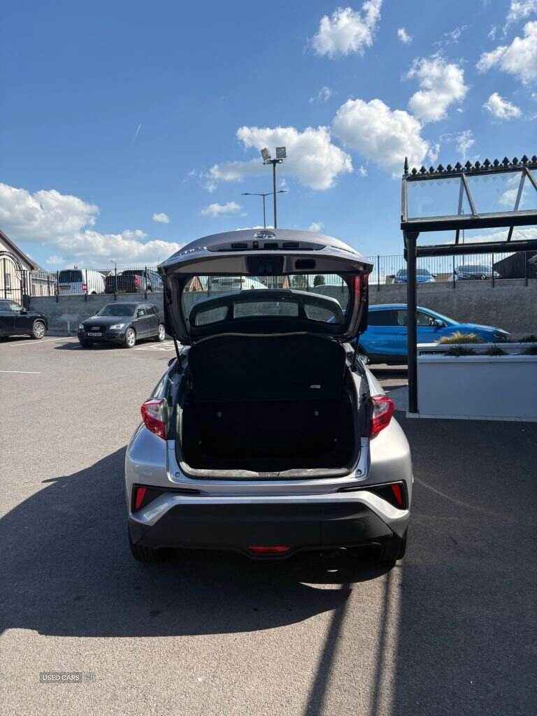 Jun 2017 Toyota C-HR 1.8 Hybrid Icon 5dr CVT