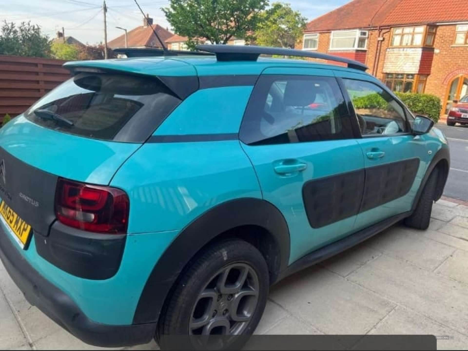 Dec 2015 Citroen C4 Cactus 1.2 PureTech [82] Feel 5dr
