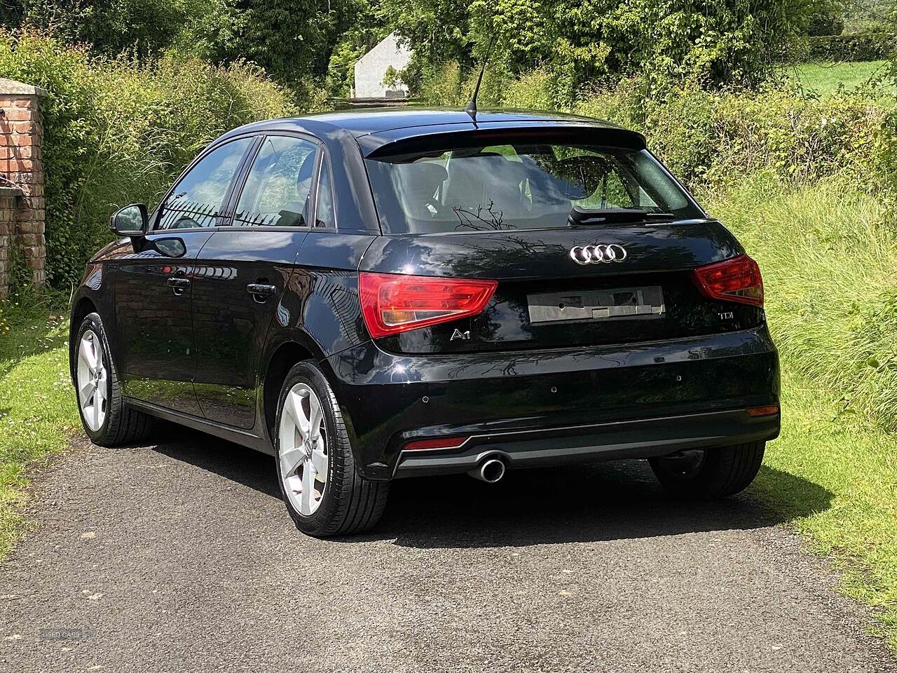 Feb 2016 Audi A1 1.6 TDI Sport 5dr